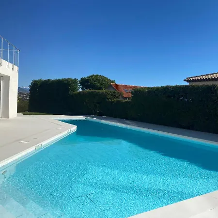Californienne Standing Antibes
