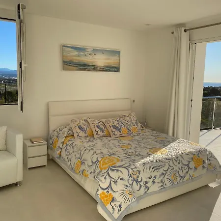 Californienne Standing Вилла